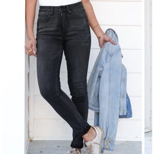 Judy Blue Skinny Fit Black Jeans Distressed Minimalist Contemporary Casual 30